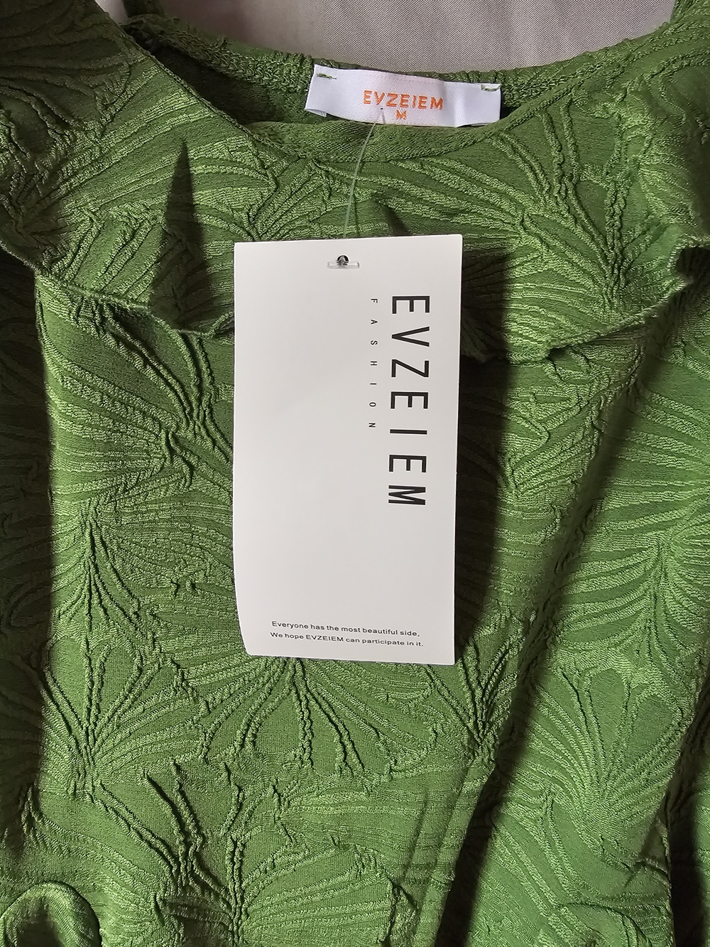 Green Textured Ruffle Sundress Size Medium - Picture 6 of 9